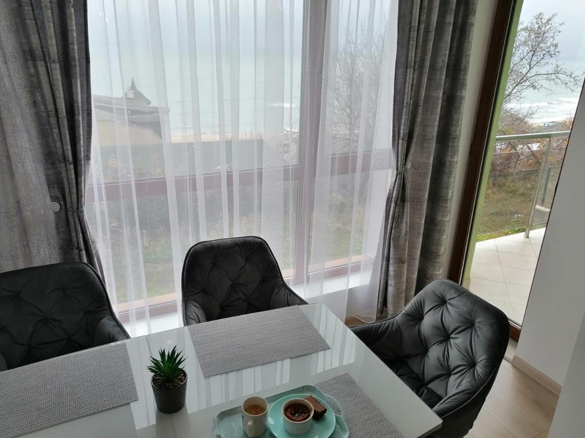 Relax Apartament ヴァルナ エクステリア 写真